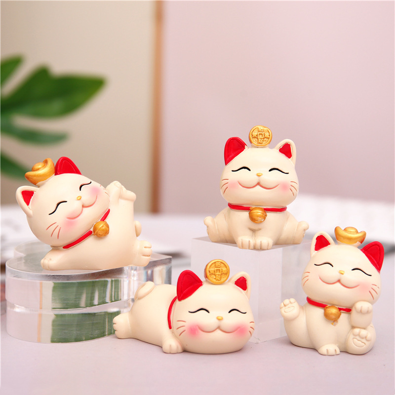 Car decoration supplies, cute mini cat series, creative car ornaments, resin crafts, home gifts