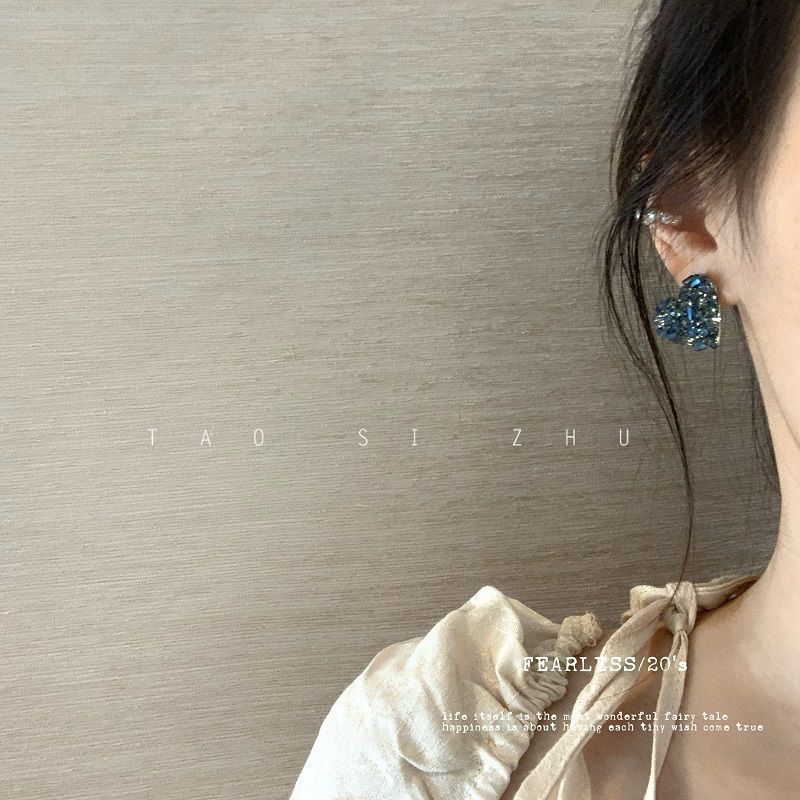 Midnight dark blue diamond gradient faceted diamond ins love earrings silver needle earrings low-key love earrings