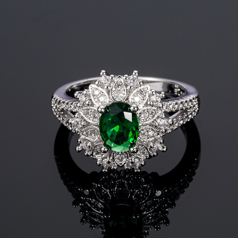 European and American hot selling emerald diamond ring fashionable temperament green zircon gemstone ring ring jewelry wholesale