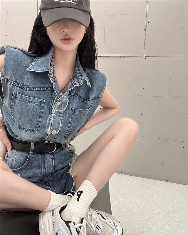 實拍 時尚無袖牛仔背心個性短褲兩件套女潮