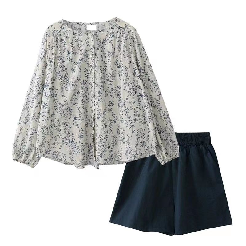 Summer new Korean style small fresh floral loose lazy style long-sleeved shirt wide-leg pants shorts two-piece suit for women