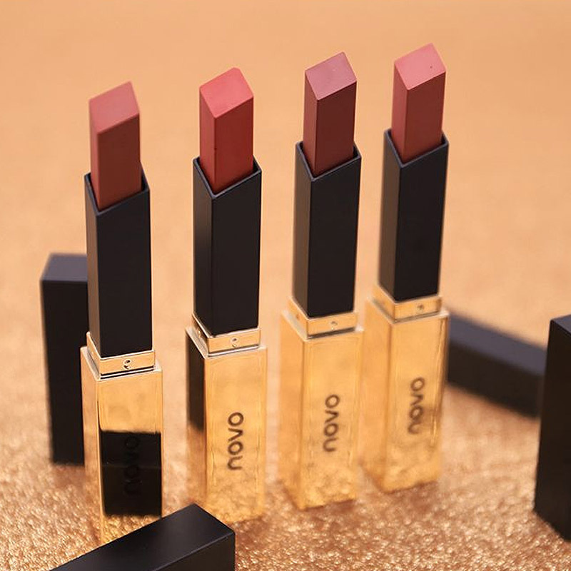 Makeup NOVO5266 fog velvet thin tube small gold bar lipstick moisturizing matte internet celebrity square tube lipstick
