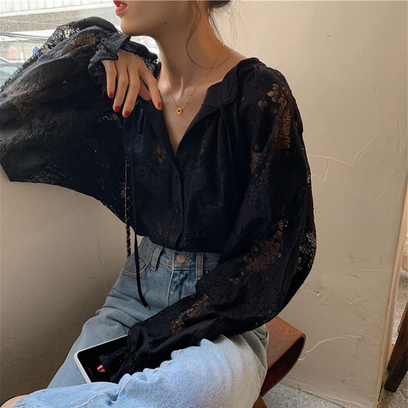 春裝2024年新款百搭洋氣設計感小眾襯衫女上衣v領蕾絲打底小衫夏