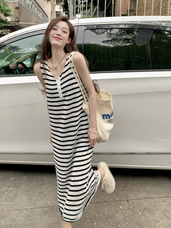 實拍~慵懶度假系扣條紋背心連衣裙長裙