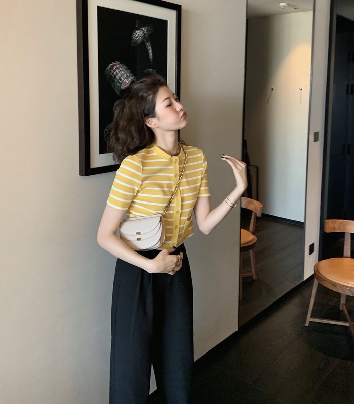 頑童大人 小精緻在這呢!!!針織衫女夏季薄款開衫外套條紋短款上衣