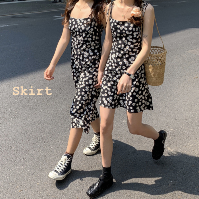 最小的海 夏季閨蜜裝小雛菊連衣裙2024新款顯瘦氣質吊帶裙碎花裙