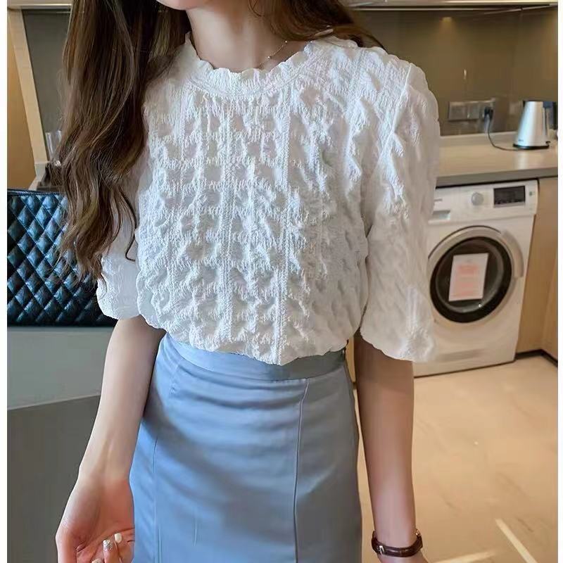 2024 new fashionable and stylish shirts, short-sleeved chiffon shirts, summer women's tops, very slim bottoming shirts