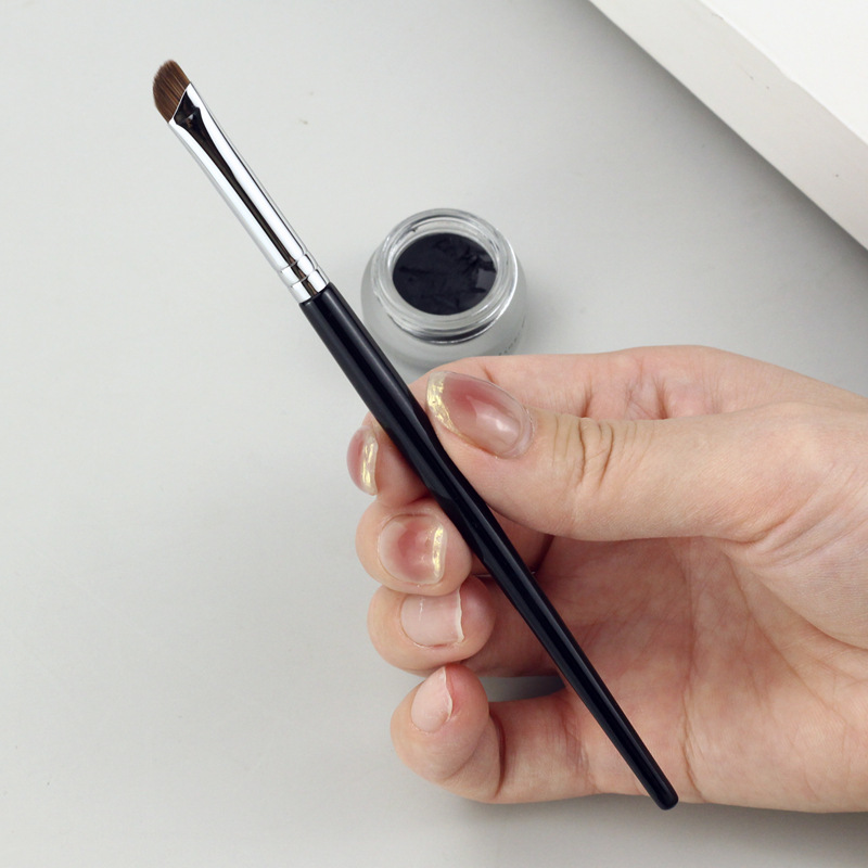 192 sickle eyeliner brush ultra-thin fine bevel flat head eyelid down to silkworm eyebrow brush blade makeup brush