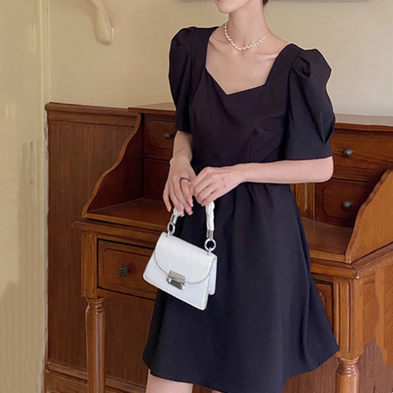 French Temperament Bow Backless Dress Women's Waist 2024 Summer New First Love Little Black Dress Retro