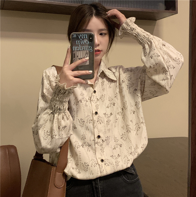 French floral shirt spring and autumn 2024 new women's design long-sleeved retro Hong Kong style gentle style