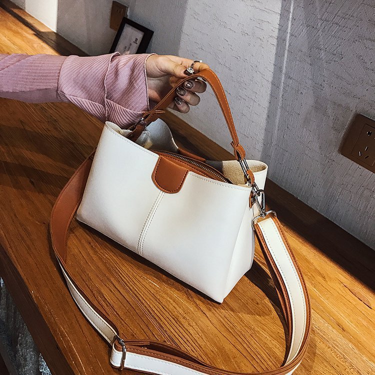 Contrast color casual handbag for women, large capacity multi-layer bucket bag, simple single shoulder crossbody bag for women, trendy