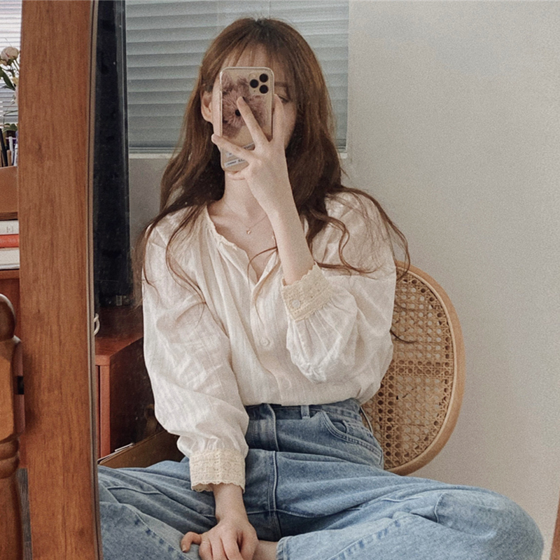 Spring new long-sleeved shirt for women early spring Korean style top design niche lace loose retro Korean style shirt