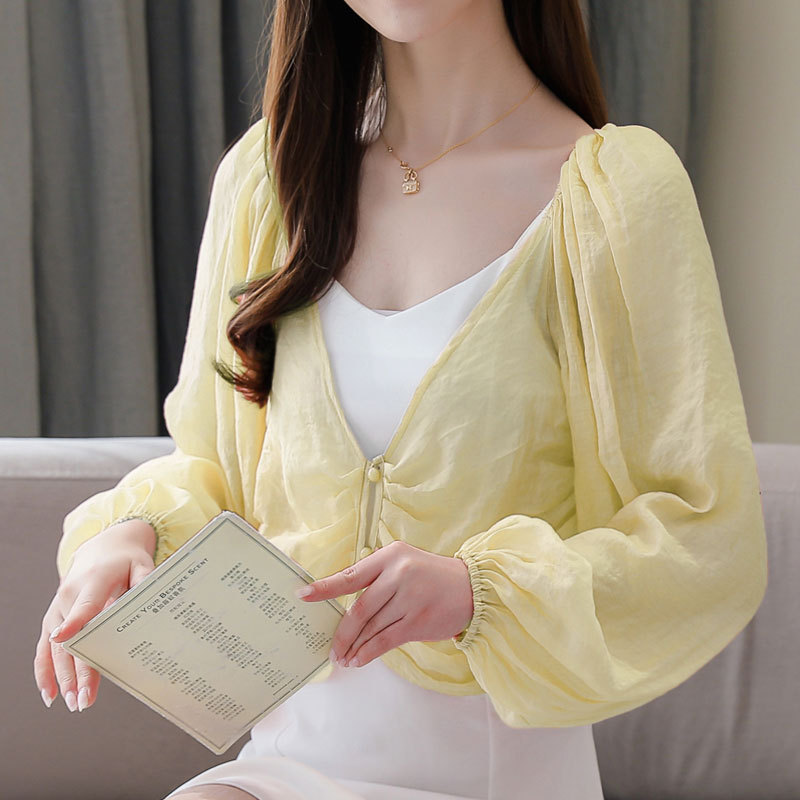 Already shipped versatile 2024 spring and summer thin coat, sun protection clothing and small shawl