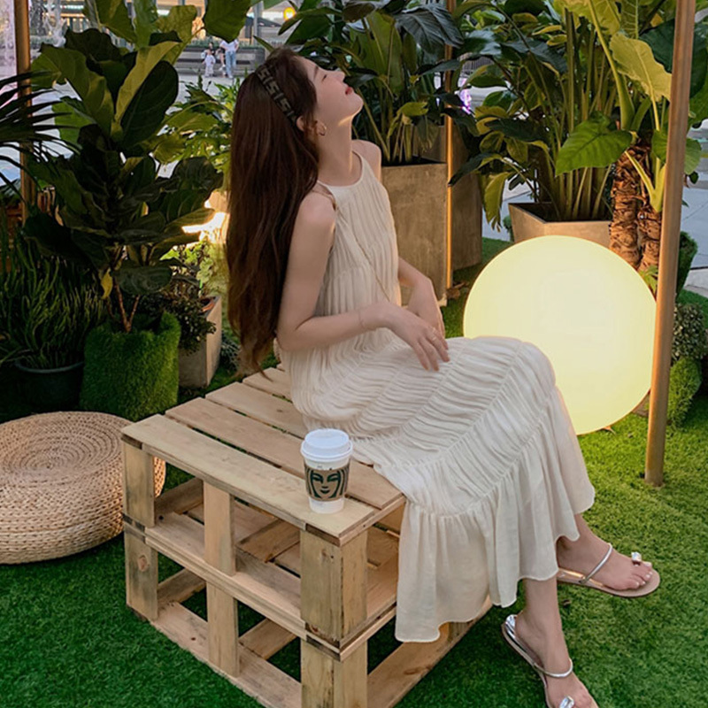 2024 summer new style light luxury Sanya seaside suspender dress Korean version elegant slimming beach long dress western style