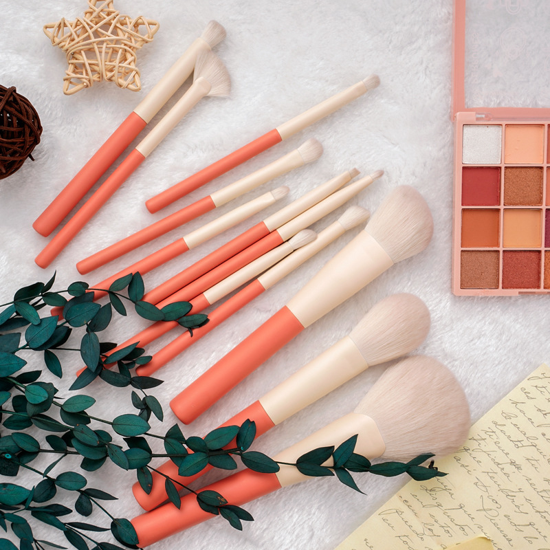 Holiday Series 12 Makeup Brush Sets Loose Powder Brush Eyeshadow Brush Foundation Brush Blush Brush Beauty Brush Complete Set Wholesale