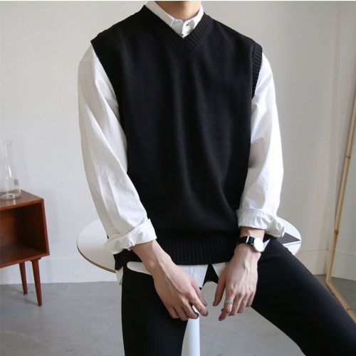 Hong Kong style autumn men's sleeveless sweater vest loose waistcoat bottoming shirt v-neck sweater Korean style vest trend