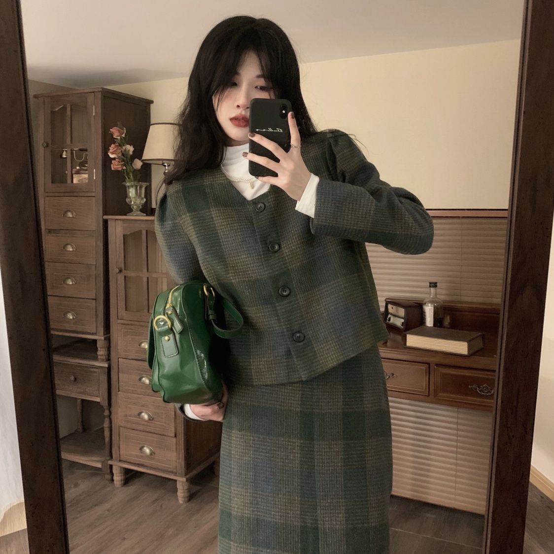 [Two-piece set] Retro green checkered small fragrant woolen jacket top for women + high-waist skirt temperament two-piece set