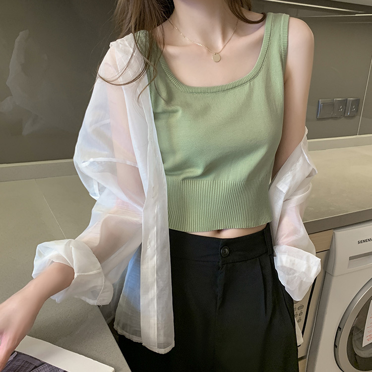Actual shot of the Korean version of the new slim-fitting short style, careful wear outside and inside, knitted small camisole women's clothing