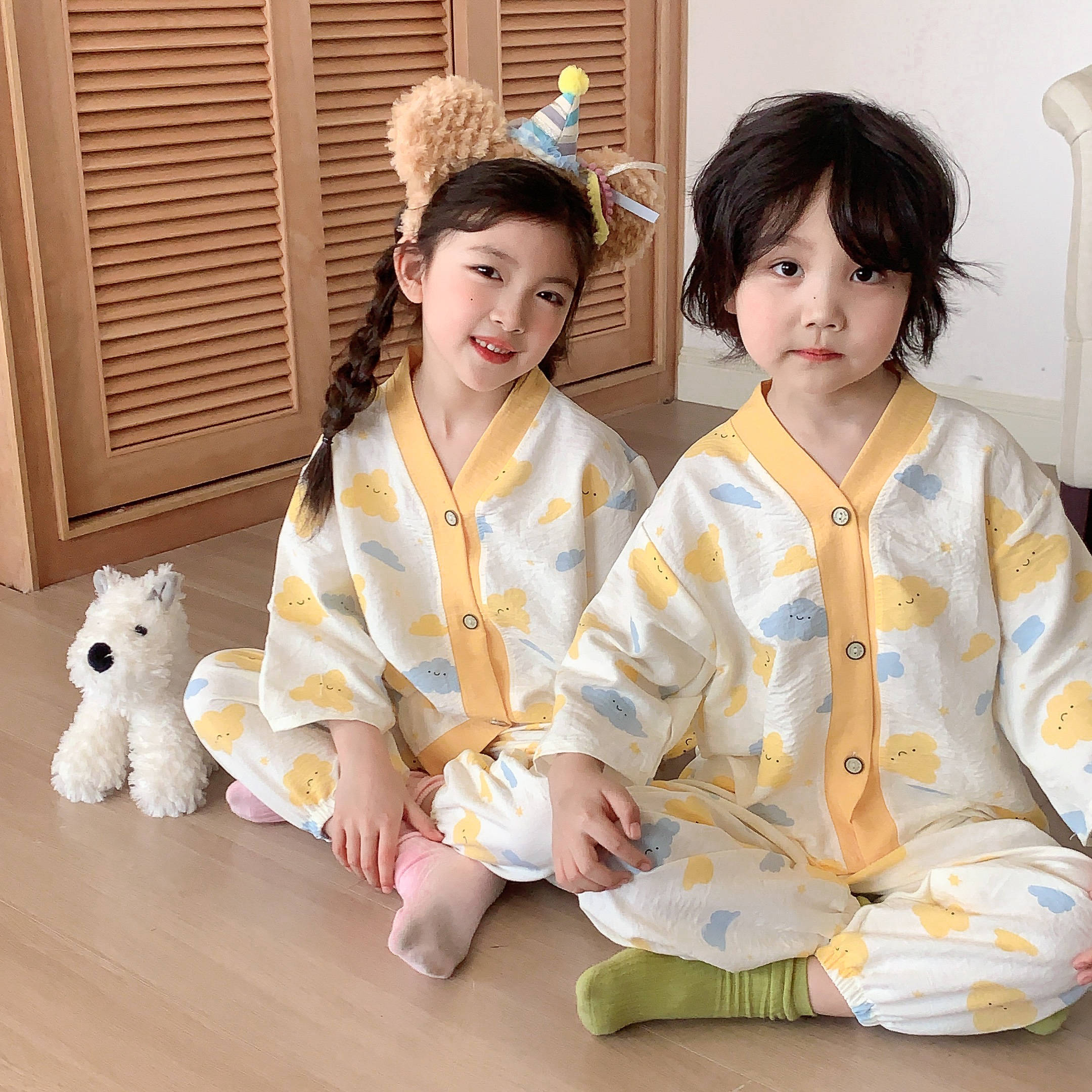 2024 new children's home clothes set for boys and girls, loose thin pajamas, baby Korean style air-conditioned clothes two-piece set