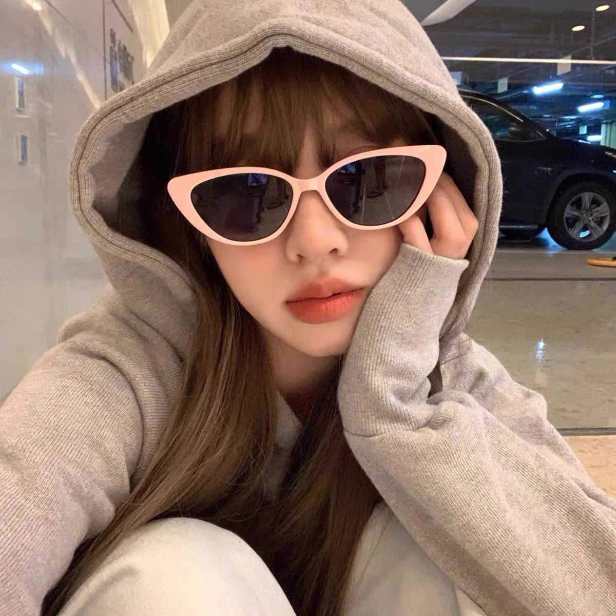 European and American style personalized cat-eye sunglasses for women, sun protection, high-end sunglasses, ins Internet celebrity hot girl street shooting, small frame glasses