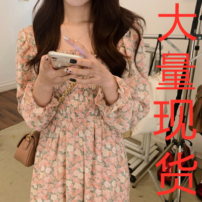 2024年初春季新款女裝法式茶歇復古小眾粉色方領碎花連衣裙子春秋