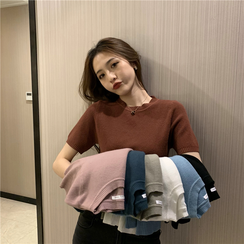 Actual shot of new spring short-sleeved waist knitted sweater