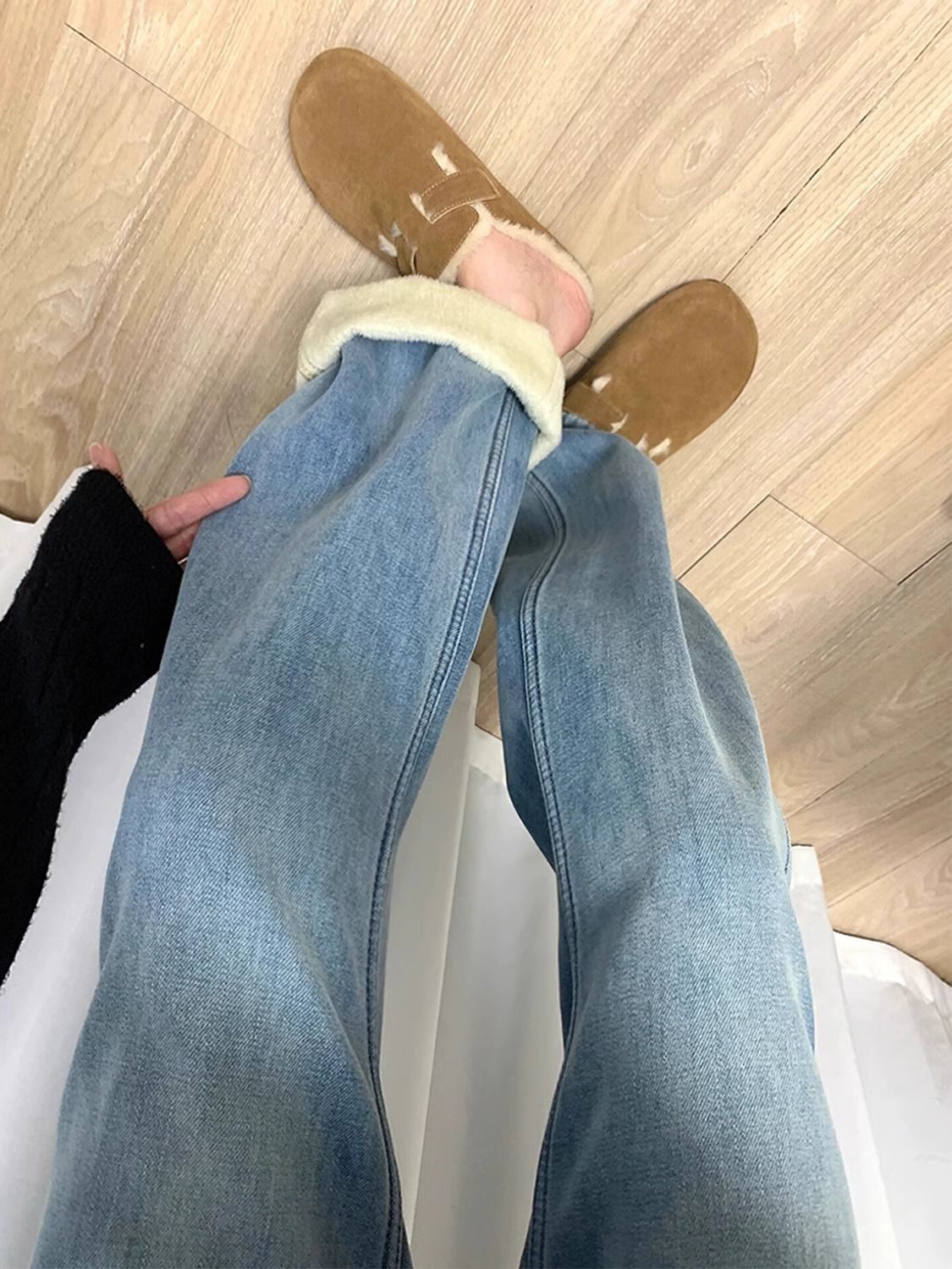 Pear-shaped body plus velvet thickened straight jeans for women winter plus size fat mm high waist loose slimming wide leg trousers