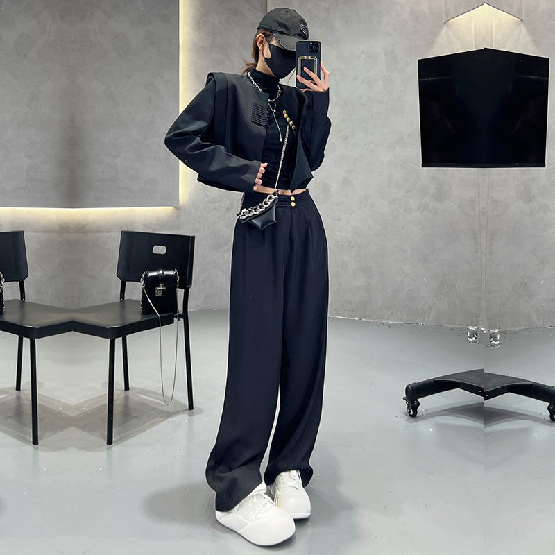 Autumn Chinese-style buckle design, retro two-piece set, high-waisted, versatile casual trousers, small fragrant short suit suit