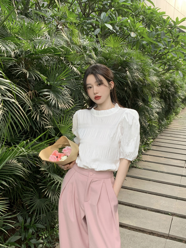 實拍2024夏季新款法式褶皺泡泡袖上衣女復古小衫別致襯衫