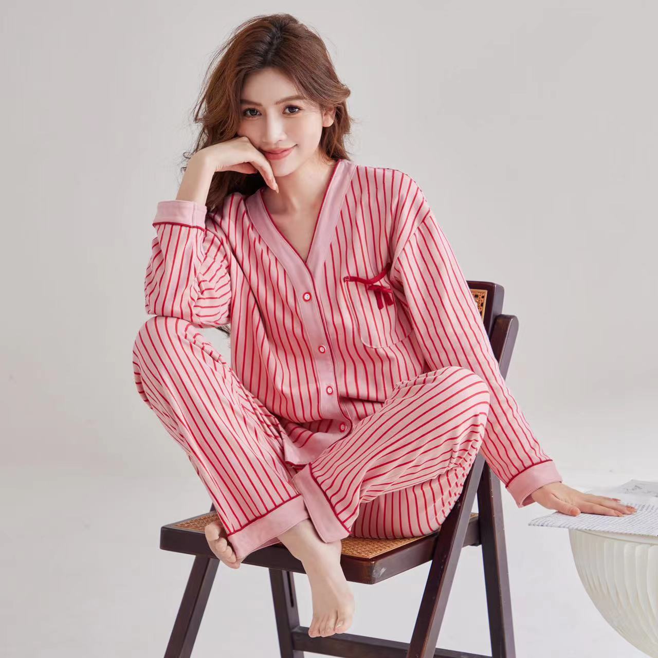 100% cotton pajamas for women spring and autumn long-sleeved cardigan V-neck cotton striped home wear pink suit that can be worn outside