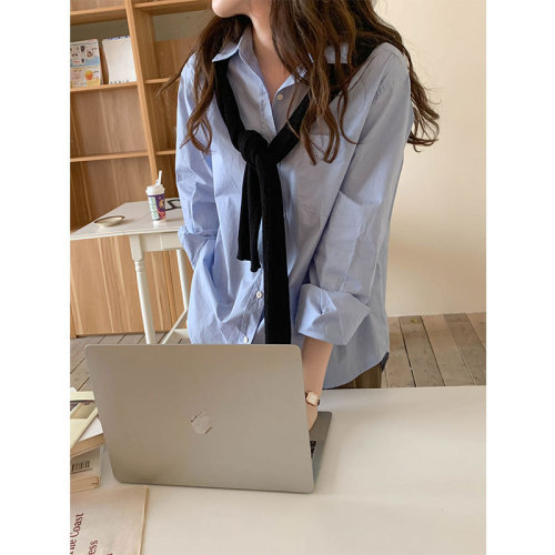Actual shot of 2024 early spring lapel casual versatile solid color long-sleeved shirt Korean version ins commuting simple top