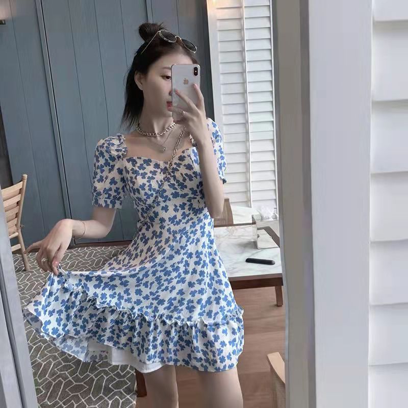 法式初戀新款連衣裙夏季碎花小個子短裙荷葉邊泡泡袖裙子