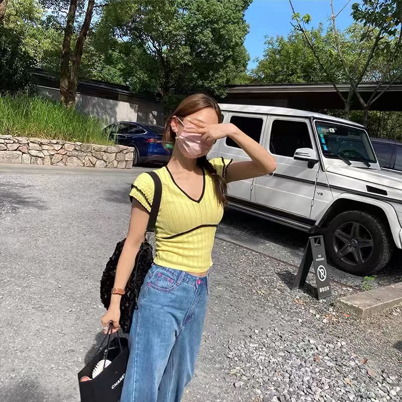 WXLSTUDIO 冰絲針織涼感短袖T恤女夏季修身顯瘦短款V領飛飛袖上衣