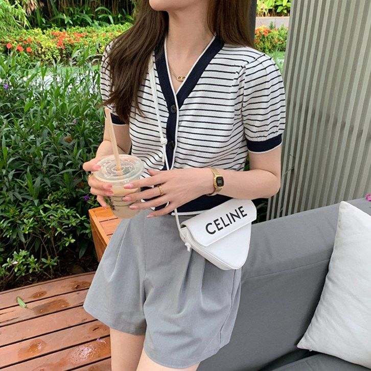 官方圖夏季2024新款小香風條紋韓版v領ins網紅修身顯瘦短袖上衣女