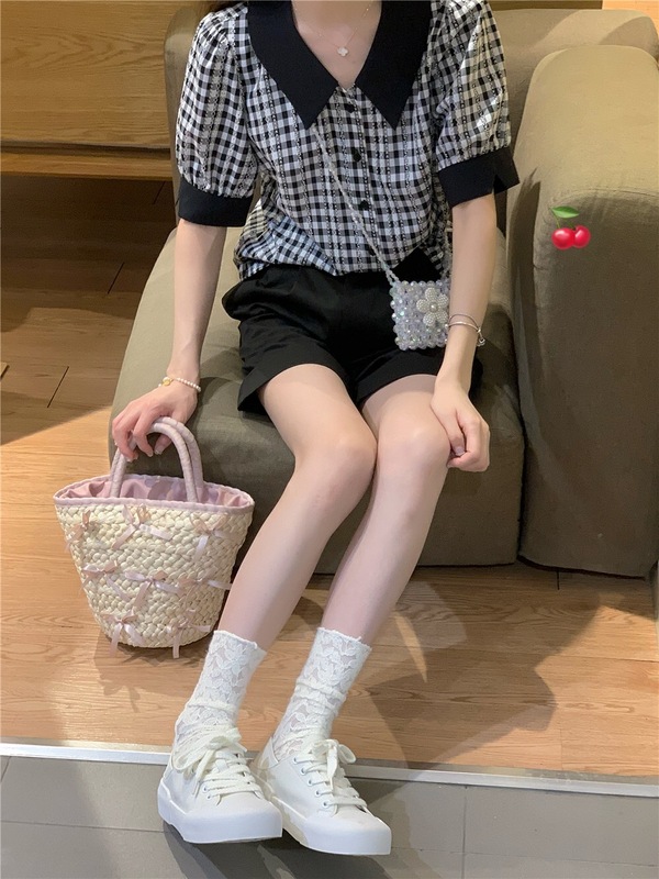 法式氣質復古娃娃領泡泡袖襯衫小眾設計感格子上衣
