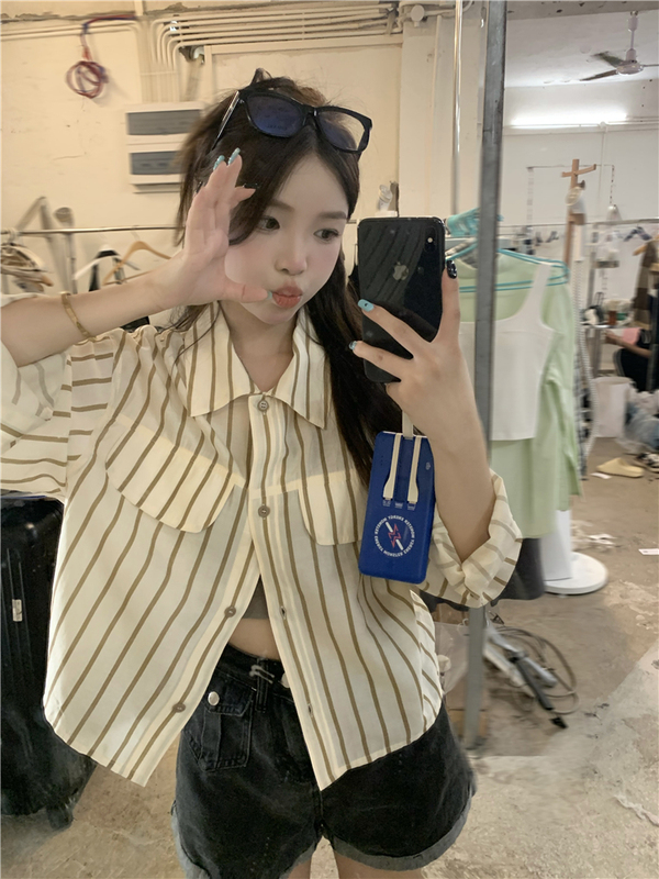 復古條紋襯衫女設計感春新款夏短款長袖防曬上衣小個子