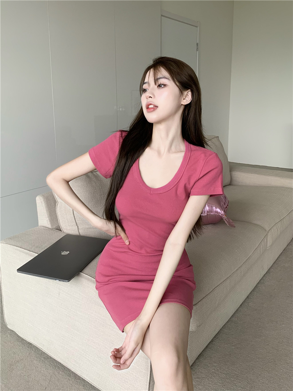 Real shot of ins super hot girl pure lust pink dress female slimming summer high waist hip skirt