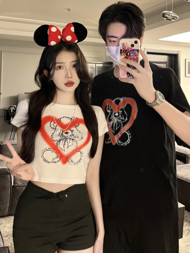Actual shot of Korean style sweet and spicy short love bear print short bestie couple outfit loose T-shirt top