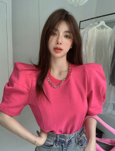 Real shot!  Design niche round neck chain puff short-sleeved T-shirt loose rose red top for women 2469