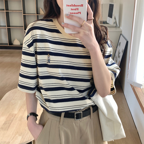 Real shot round neck striped short-sleeved T-shirt for women summer 2024 new design niche loose inner top