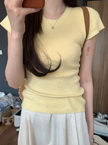 Sweet creamy yellow ice silk knitted short-sleeved T-shirt for women in summer Korean style round neck thin section slimming and flesh-covering top