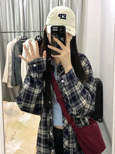 Korean retro long-sleeved plaid shirt jacket for women spring and autumn design loose niche versatile lapel shirt trend