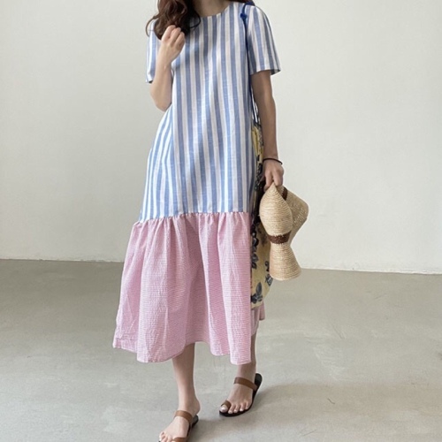 chic striped contrast knee-length dress