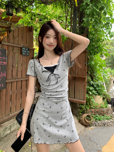 Fake two-piece bow printed short-sleeved dress for women, summer temperament, lace waist, slimming A-line long skirt