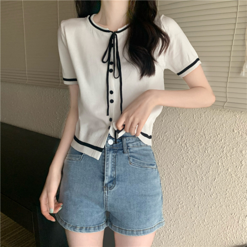 Actual shot of new summer style round neck lace-up short knitted top for women