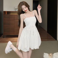 Photographed French-style puffed skirt summer pure desire spaghetti strap dress with a sense of elegance white short skirt for women petite figure-fitting dress