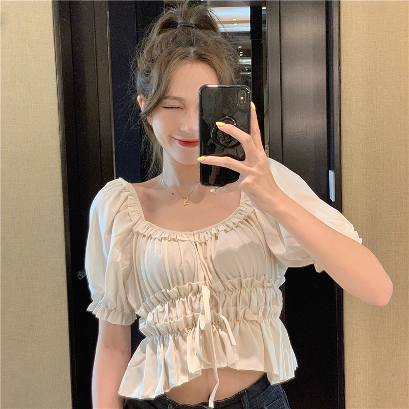 Real shot of summer French puff-sleeved sweet pleated short-sleeved top