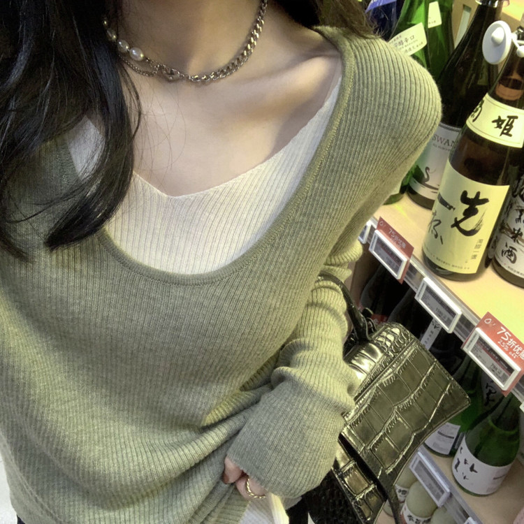Autumn and winter soft and skin-friendly irregular knitted v-neck fake two-piece knitted sweater