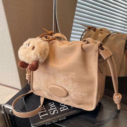 Designed small bag for women 2024 spring and summer new style bucket bag niche versatile Maillard commuter crossbody bag