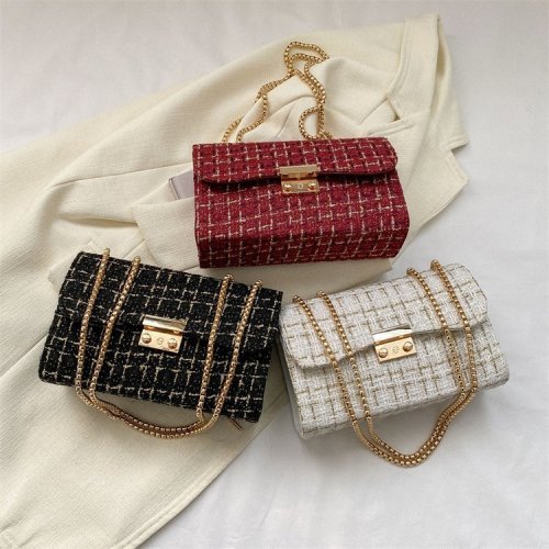 Korean version of ins niche design woolen small square bag for women new fashion simple and versatile single shoulder crossbody bag trendy women's bag